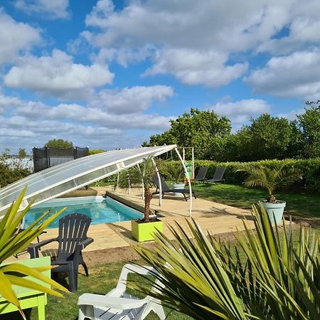 Gite de kernaet avec piscine Plougonvelin Extérieur photo