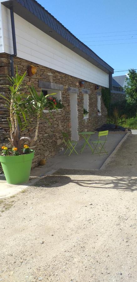 Gite de kernaet avec piscine Plougonvelin Extérieur photo